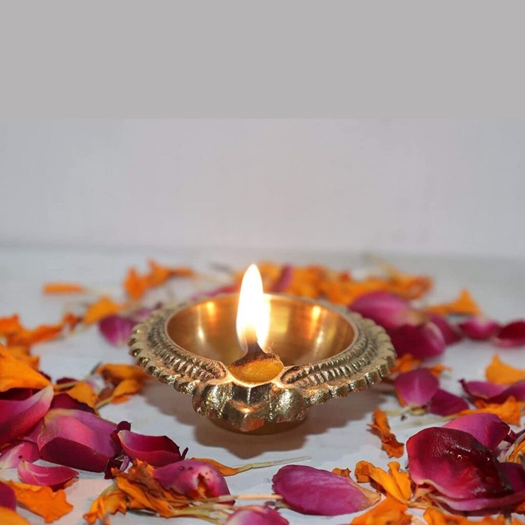 Traditional Decorative Brass Oil Lamp