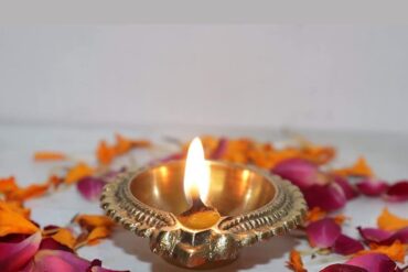 Traditional Decorative Brass Oil Lamp