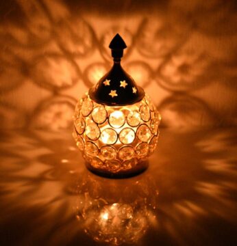 Decorative Brass Crystal Oil Lamp - Image 2
