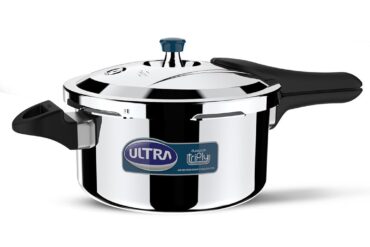 Ultra Duracook Triply Pressure Cooker 4.5 Litre | AISI 304 Food Grade Stainless Steel Cooker | 5 Years Warranty | Induction Compatible | Broad Base - Cooks Fast & Saves Gas | 1.2 MM Lid Thickness